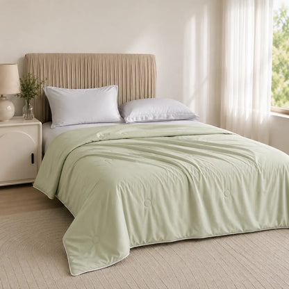 Somvelle™ Cooling Breeze Quilt – Lightweight Summer Cooling Comforter for Hot Sleepers